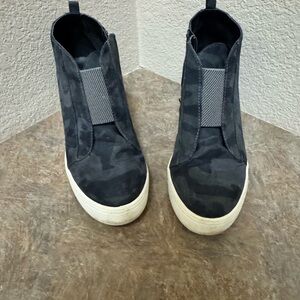 MIA Black Camo Wedges